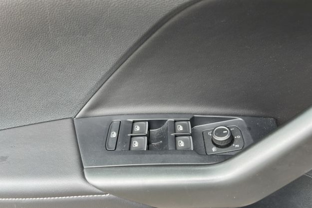VOLKSWAGEN T-CROSS TSI 116 DSG R-LINE PLUS