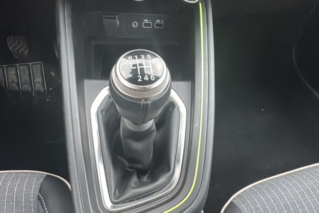 RENAULT CLIO V TCE 100 ECO-G TECHNO PLUS