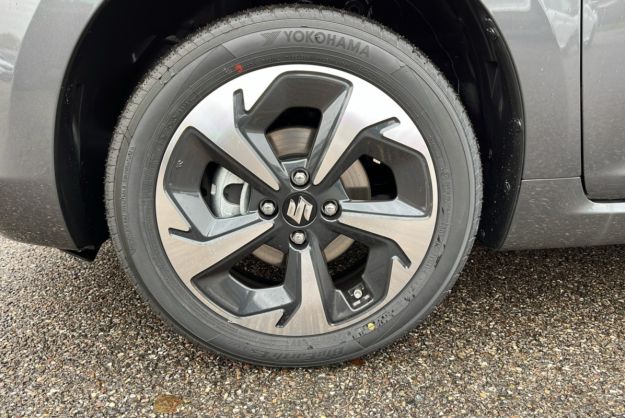 SUZUKI SWIFT 1.2 DUALJET HYBRID ALLGRIP PACK