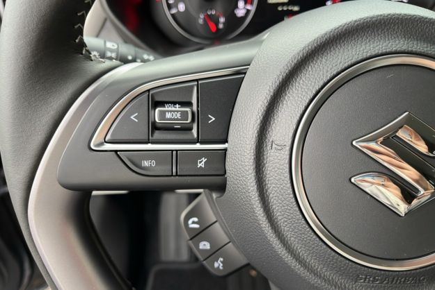 SUZUKI SWIFT 1.2 DUALJET HYBRID ALLGRIP PACK