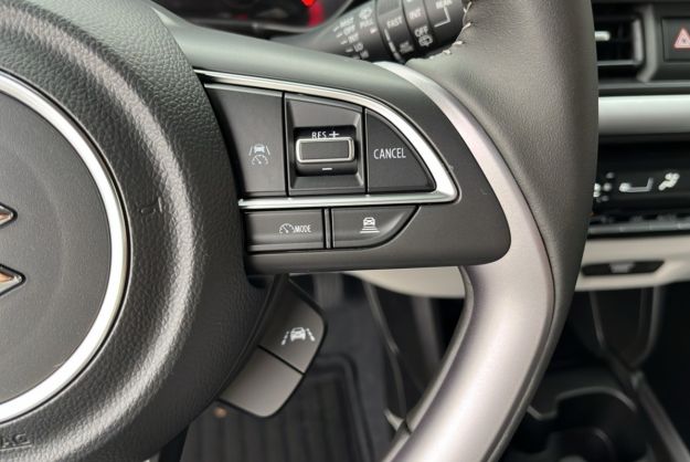 SUZUKI SWIFT 1.2 DUALJET HYBRID ALLGRIP PACK