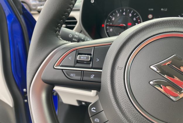 SUZUKI SWIFT 1.2 DUALJET HYBRID ALLGRIP PACK
