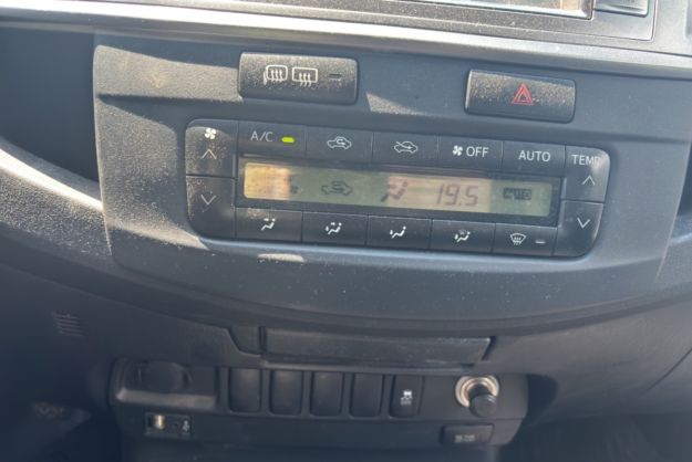 TOYOTA HILUX 2.5 D-4D 144 4X4 D.CAB