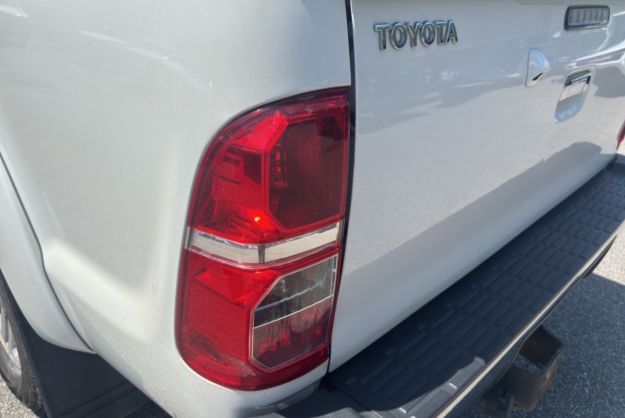 TOYOTA HILUX 2.5 D-4D 144 4X4 D.CAB