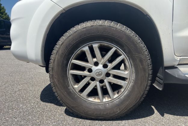 TOYOTA HILUX 2.5 D-4D 144 4X4 D.CAB