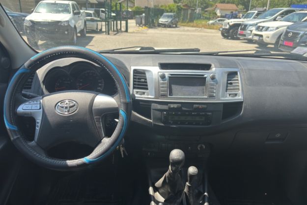 TOYOTA HILUX 2.5 D-4D 144 4X4 D.CAB