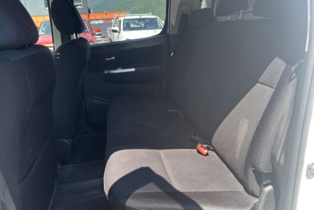 TOYOTA HILUX 2.5 D-4D 144 4X4 D.CAB