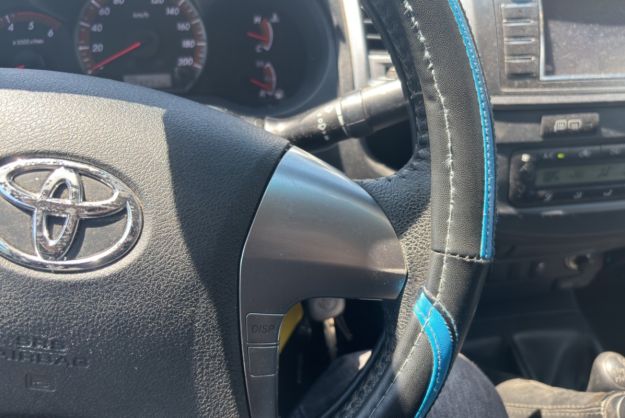 TOYOTA HILUX 2.5 D-4D 144 4X4 D.CAB