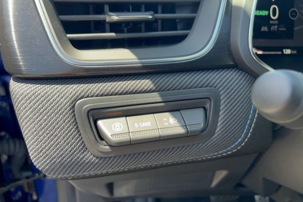 RENAULT CAPTUR E-TECH 145 ESPRIT ALPINE