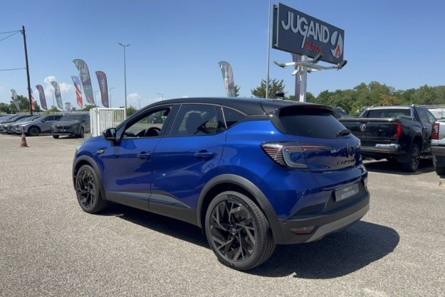 RENAULT CAPTUR E-TECH 145 ESPRIT ALPINE