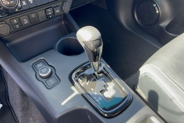 TOYOTA HILUX 2.8 204 BVA INVINCIBLE 4PL
