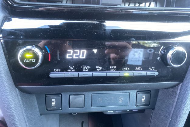 TOYOTA YARIS CROSS HYBRIDE 130 DESIGN PLUS
