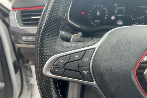 RENAULT ARKANA TCE 140 EDC7 RS LINE