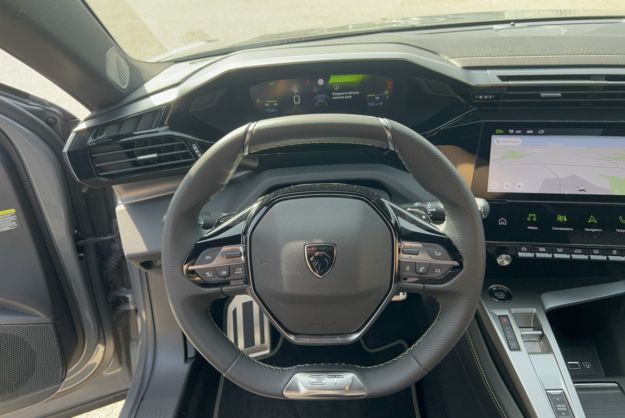 PEUGEOT 408 HYBRID 145 GT PK ALCANTARA 360