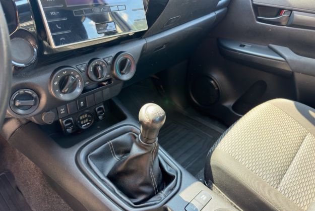 TOYOTA HILUX X-TRA CAB LECAP 2.4 150 BVM