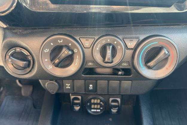 TOYOTA HILUX X-TRA CAB LECAP 2.4 150 BVM