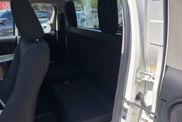 TOYOTA HILUX X-TRA CAB LECAP 2.4 150 BVM