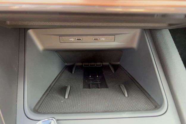 CUPRA FORMENTOR V ETSI 150 DSG7 SENNHEISER