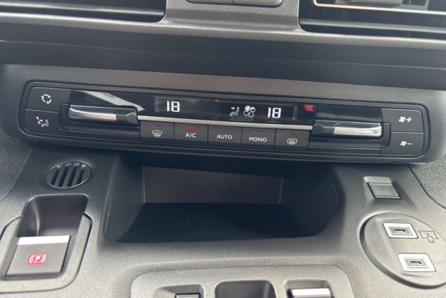 CITROEN BERLINGO BLUEHDI 130 EAT8 MAX 5PL N1