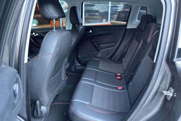 PEUGEOT 2008 1.2 130 GT LINE