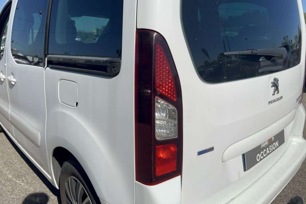 PEUGEOT PARTNER 1.2 110 CH TEPEE