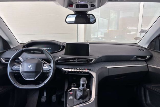 PEUGEOT 5008 1.6 HDI 120 ALLURE 7PL GRIP