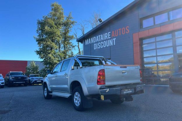 TOYOTA HILUX 3.0 171 LEGENDE 2CAB BVM5