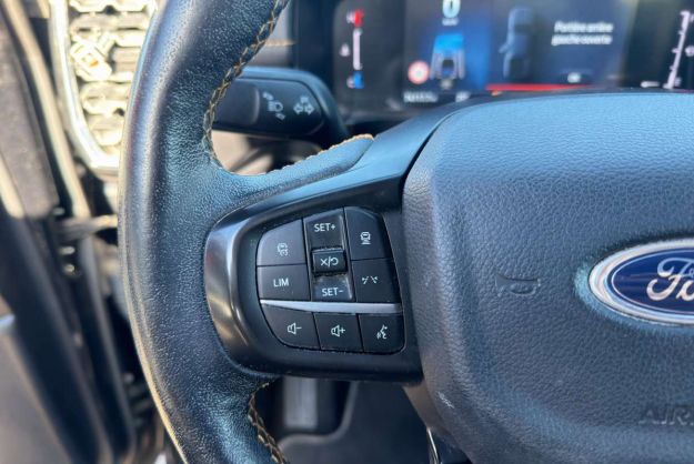 FORD RANGER 2.0 205 WILDTRAK SUPERCAB RIDEAU