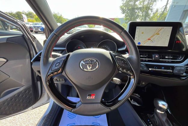 TOYOTA C-HR 2.0 HYBRIDE 184 GR SPORT