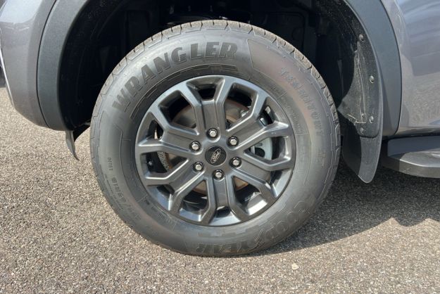 FORD RANGER 2.0 205 WILDTRAK SUPERCAB RIDEAU
