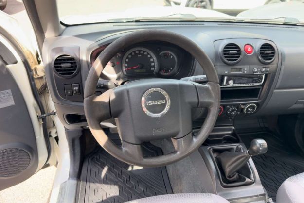 ISUZU D-MAX SPACE CAB 3.0 163 L