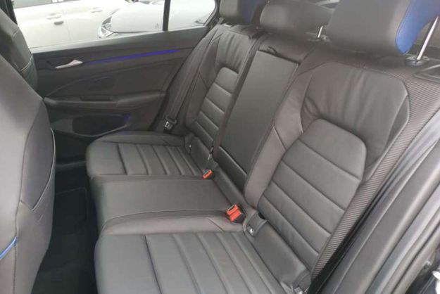 VOLKSWAGEN GOLF R PERF 320 AKRA T.O 0 MALUS