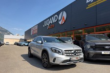 MERCEDES-BENZ GLA - 200D 136 BUSINESS EDITION